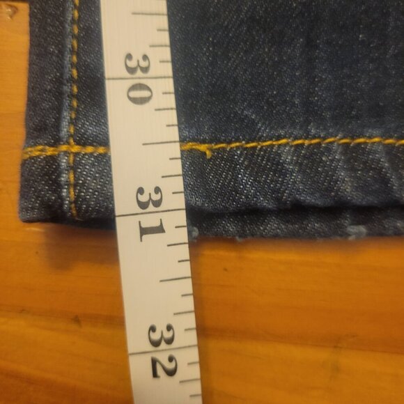 Like New! CAbi Slim Boyfriend Distressed Blue Jean - Size 8 - Picture 12 of 13